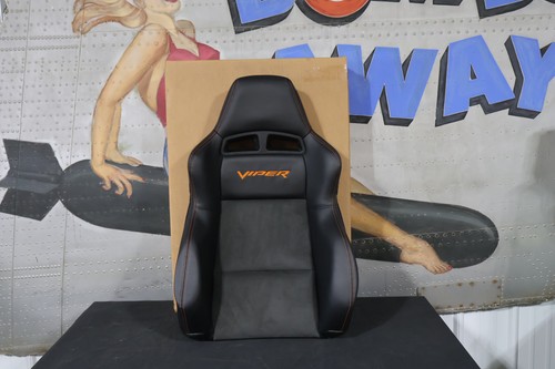 Xd051v5aa new oem 2005 dodge - xd051v5aa,